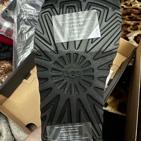 Nib unisex Ugg Dune Slip on have multiple pair - Picture 10 of 12